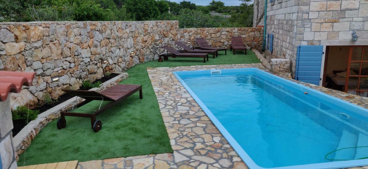 Mala Villa- Private Heated Pool Novalja Kültér fotó
